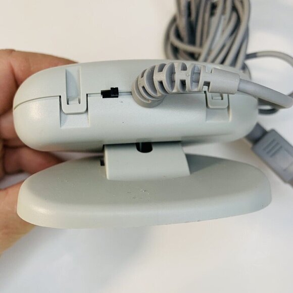 NuVision 60 GX Wireless Emitter MacNaughton Inc. Ir Emitter 3D Glasses - Picture 7 of 13